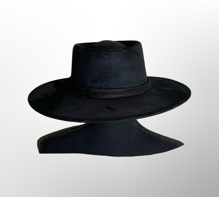 Classic Vegan Suede Toscana . Color BLACK