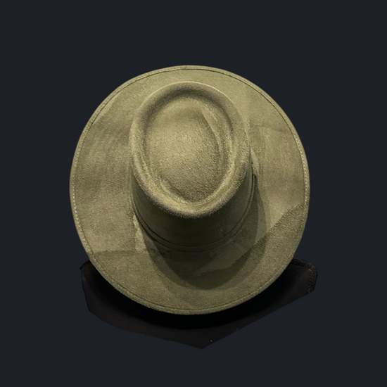 Crown Vegan Suede Flat Brim-W