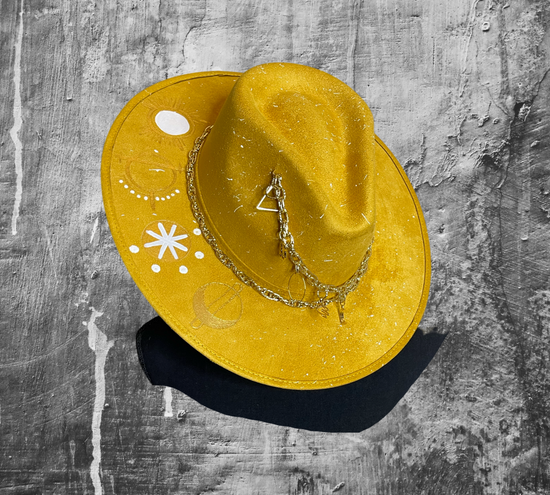 Astro Hand painted suede Fedora hat, with gold plated chain. Color MUSTARD