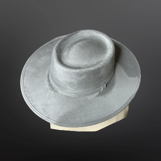 Crown Vegan Suede Flat Brim-W