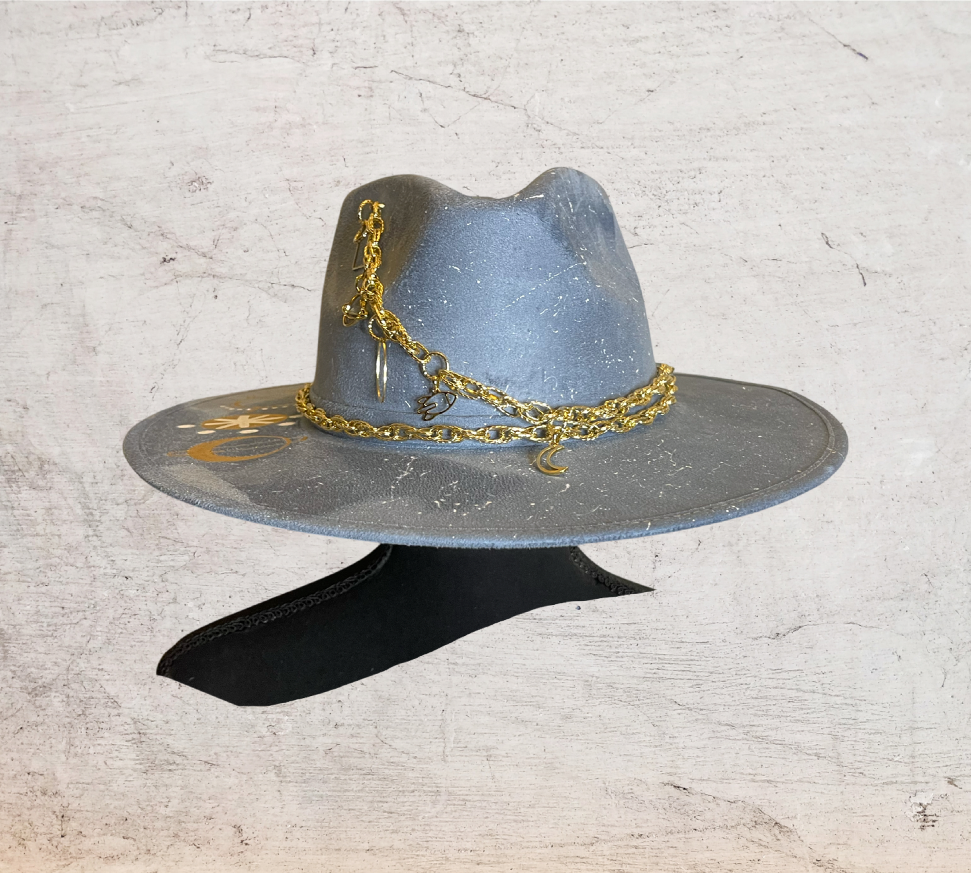 Astro Hand painted suede Fedora hat, with gold plated chain. Color GREYBLUE