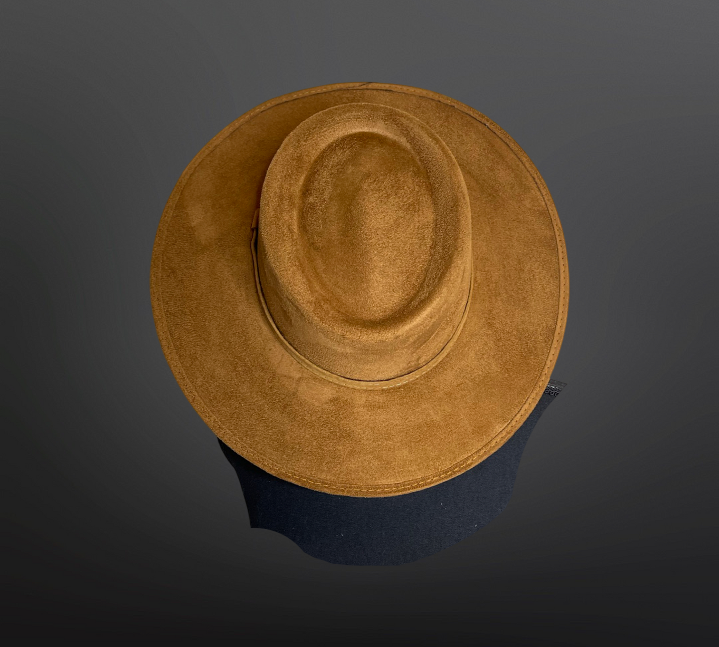 Classic Vegan Suede Toscana . Color CAMEL