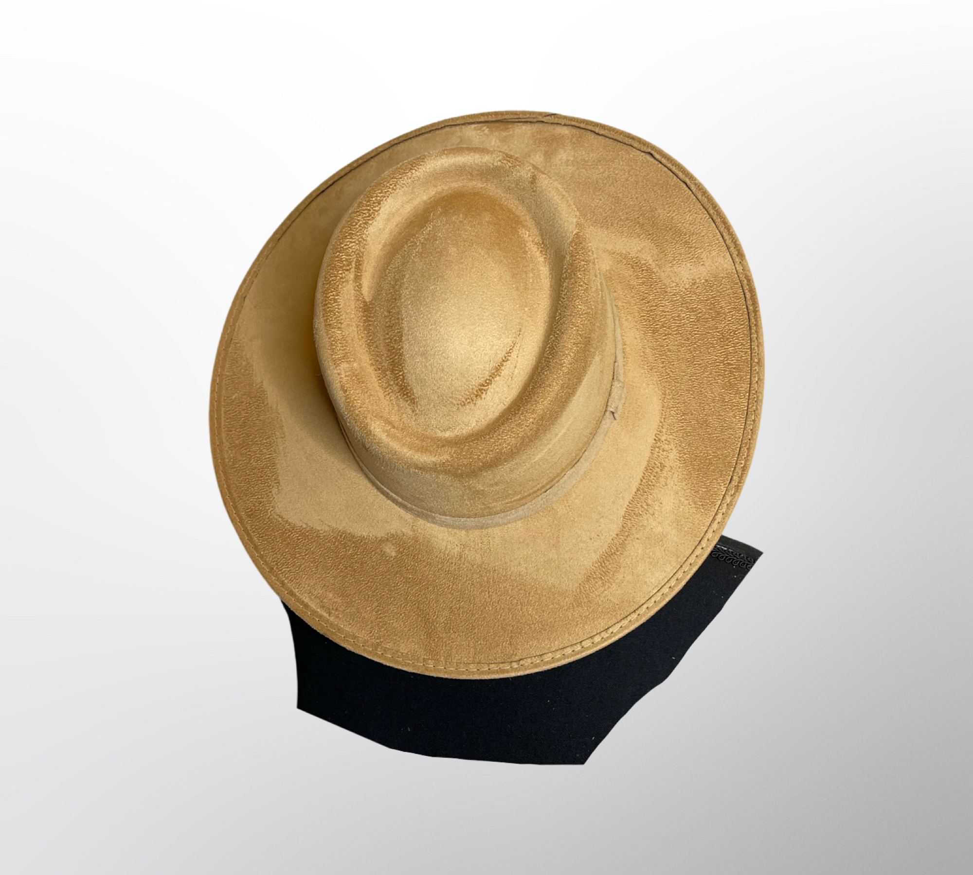 Classic Vegan Suede Toscana . Color TAN