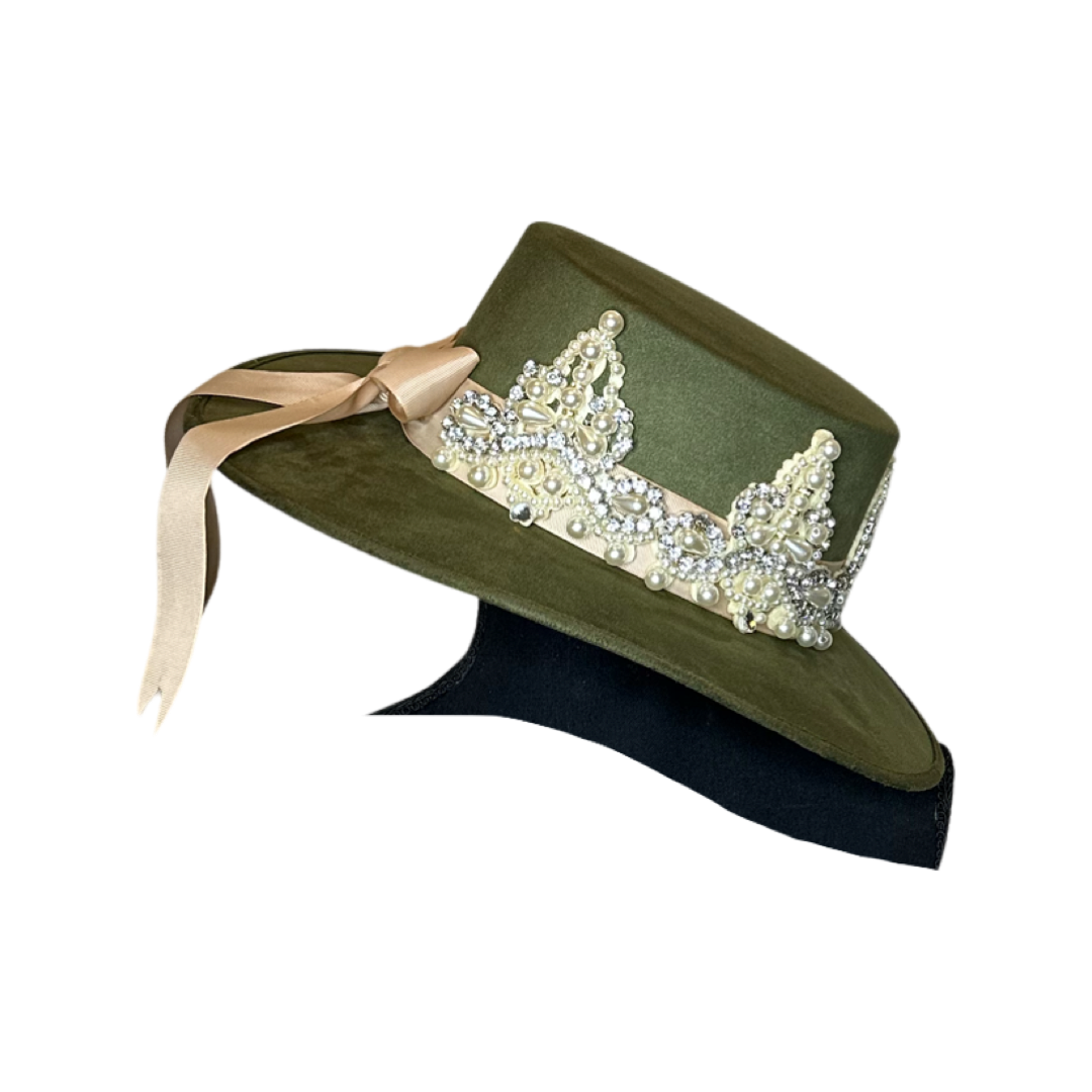 Royal Pearl Spanish Hat