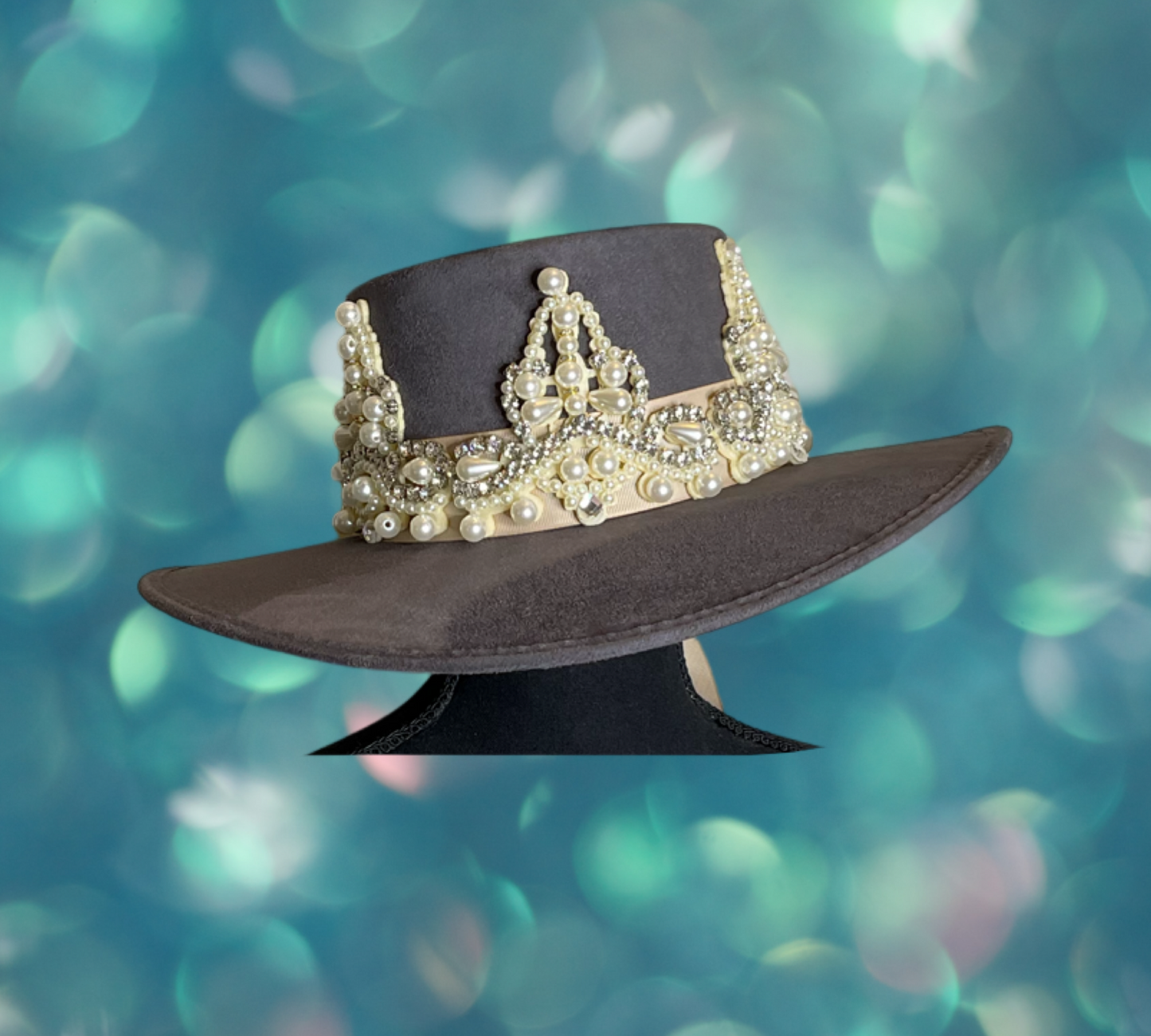 Royal Pearl Spanish Hat