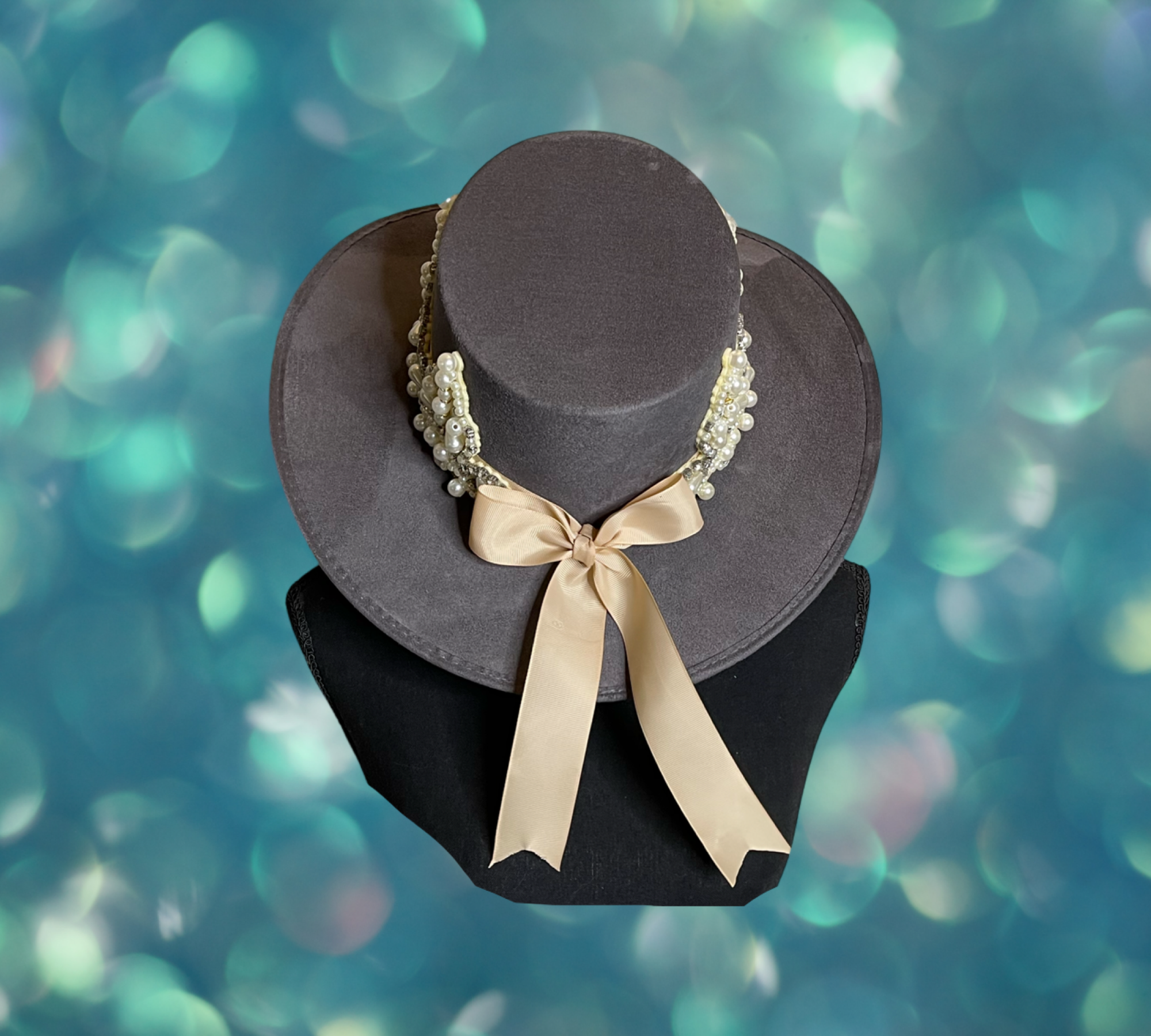Royal Pearl Spanish Hat